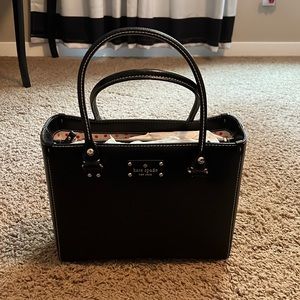 NWT Kate Spade Black Quinn Shoulder Bag
From pet free and smoke free home
